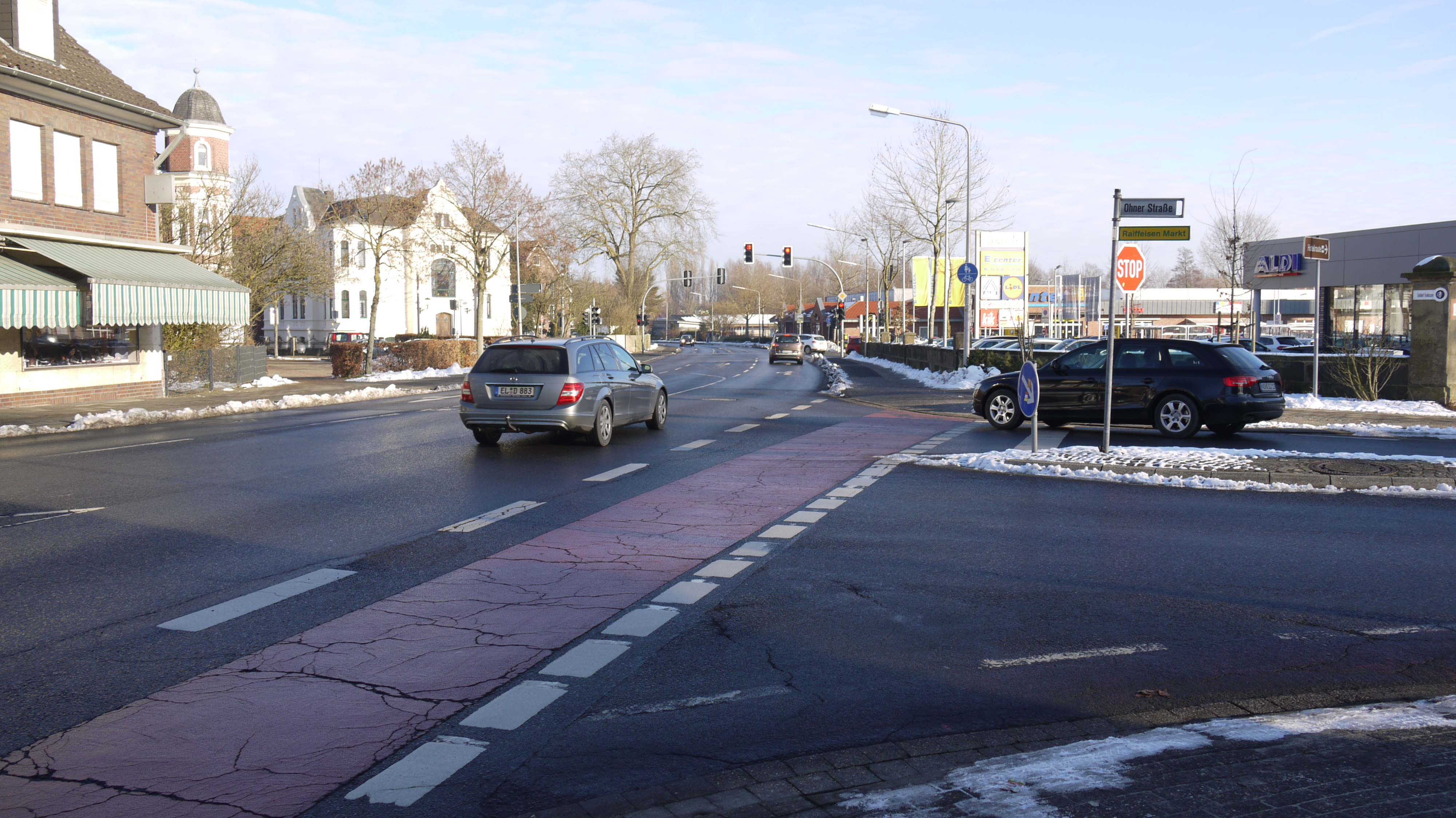 Kreuzung Ohner Str. / Bahnhofstr. / Hessenweg